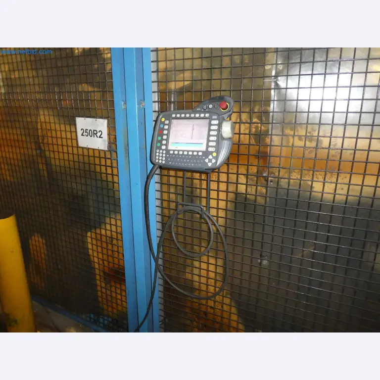 Robots, welding equipment and assembly accessories from the automotive industry-135