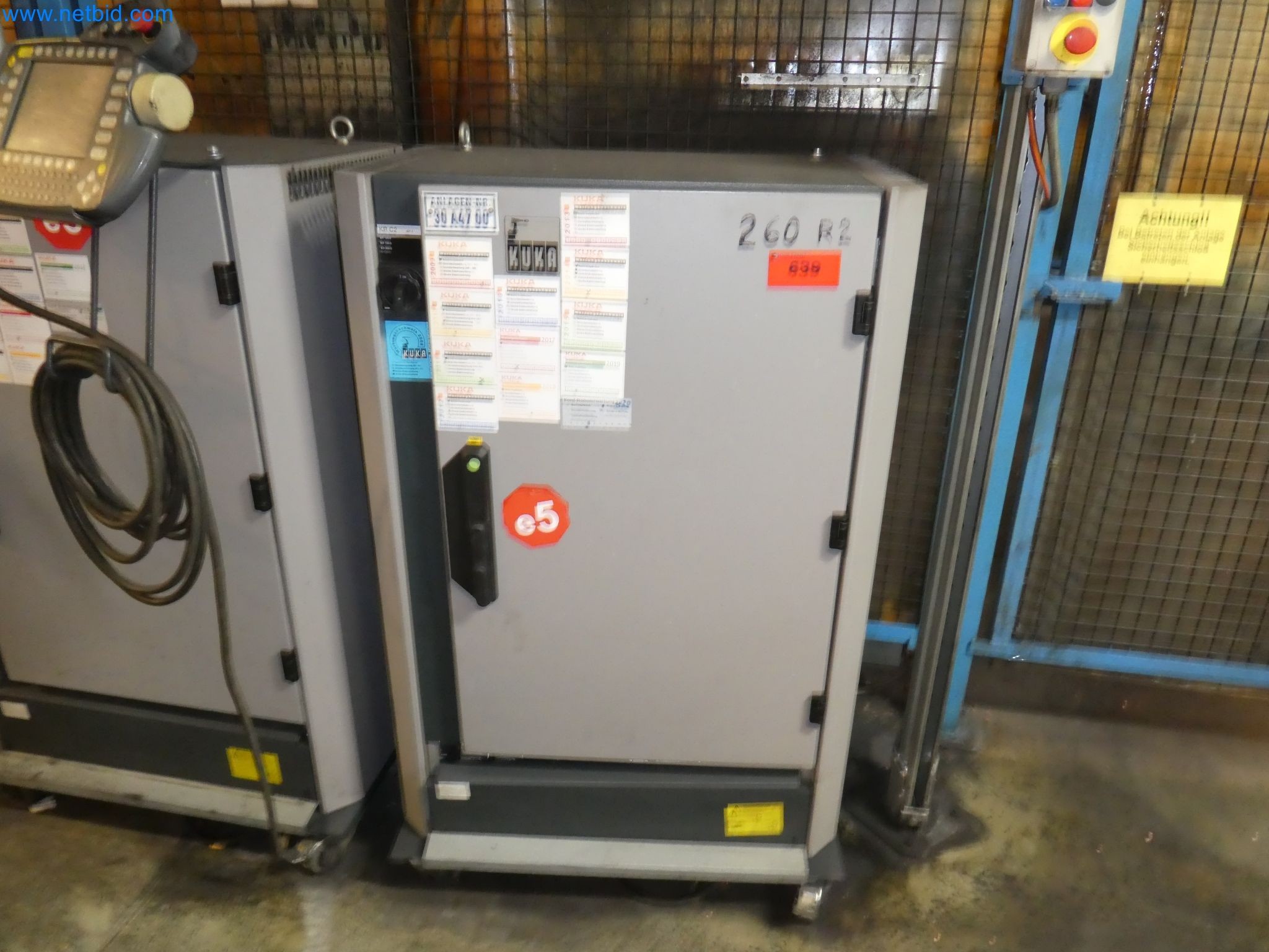 Robots, welding equipment and assembly accessories from the automotive industry-137