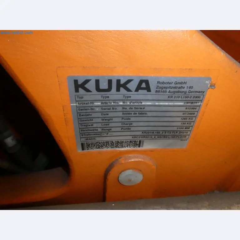 Robots, welding equipment and assembly accessories from the automotive industry-17