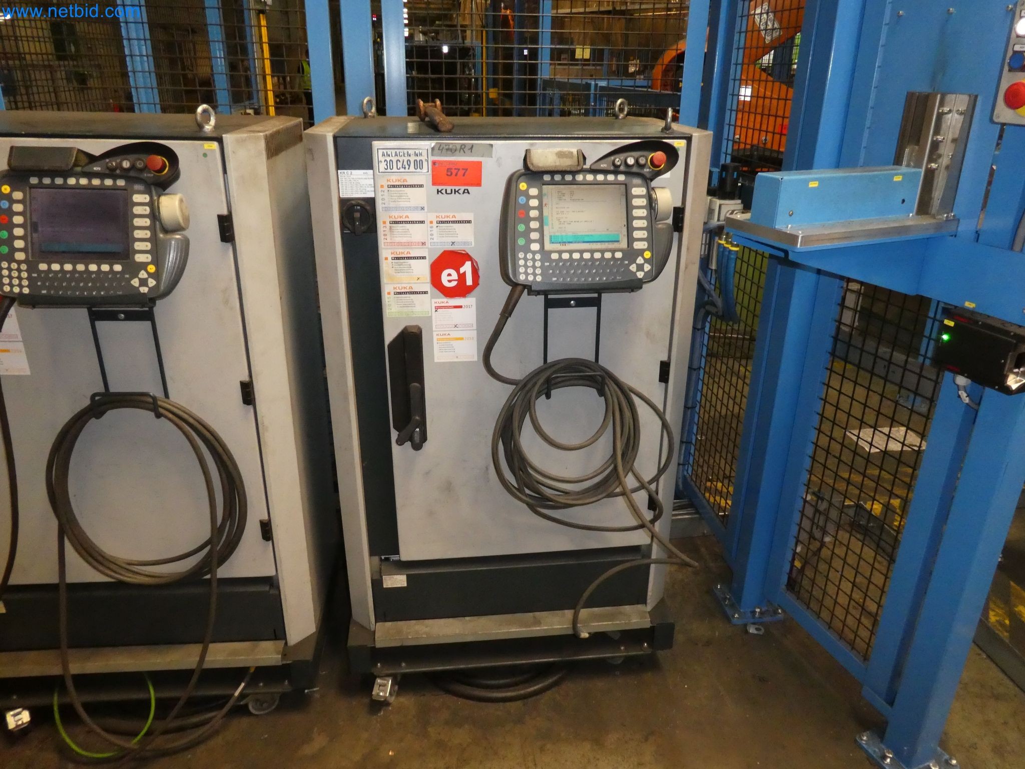 Robots, welding equipment and assembly accessories from the automotive industry-22