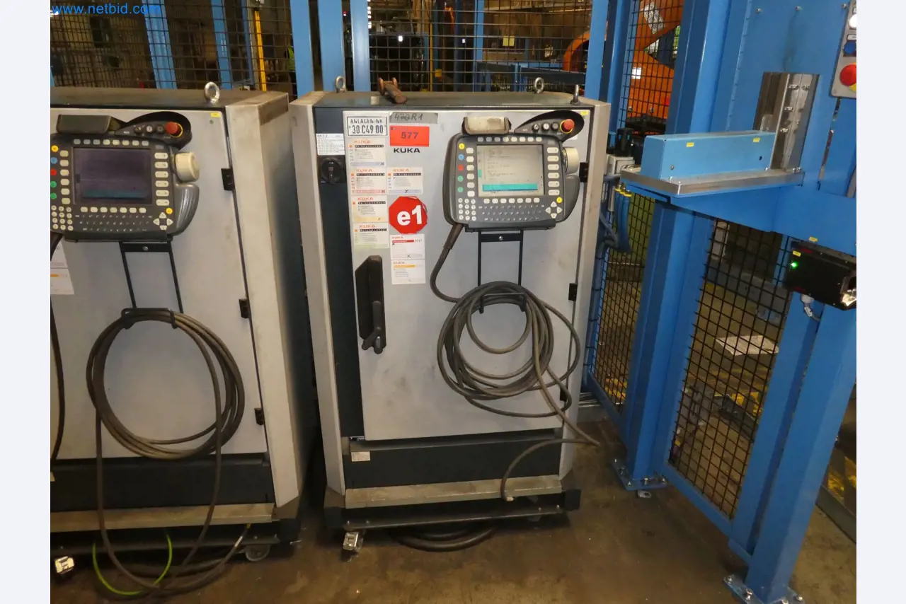 Robots, welding equipment and assembly accessories from the automotive industry-22