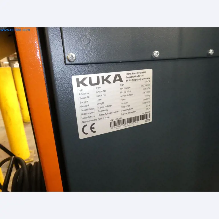 Robots, welding equipment and assembly accessories from the automotive industry-27