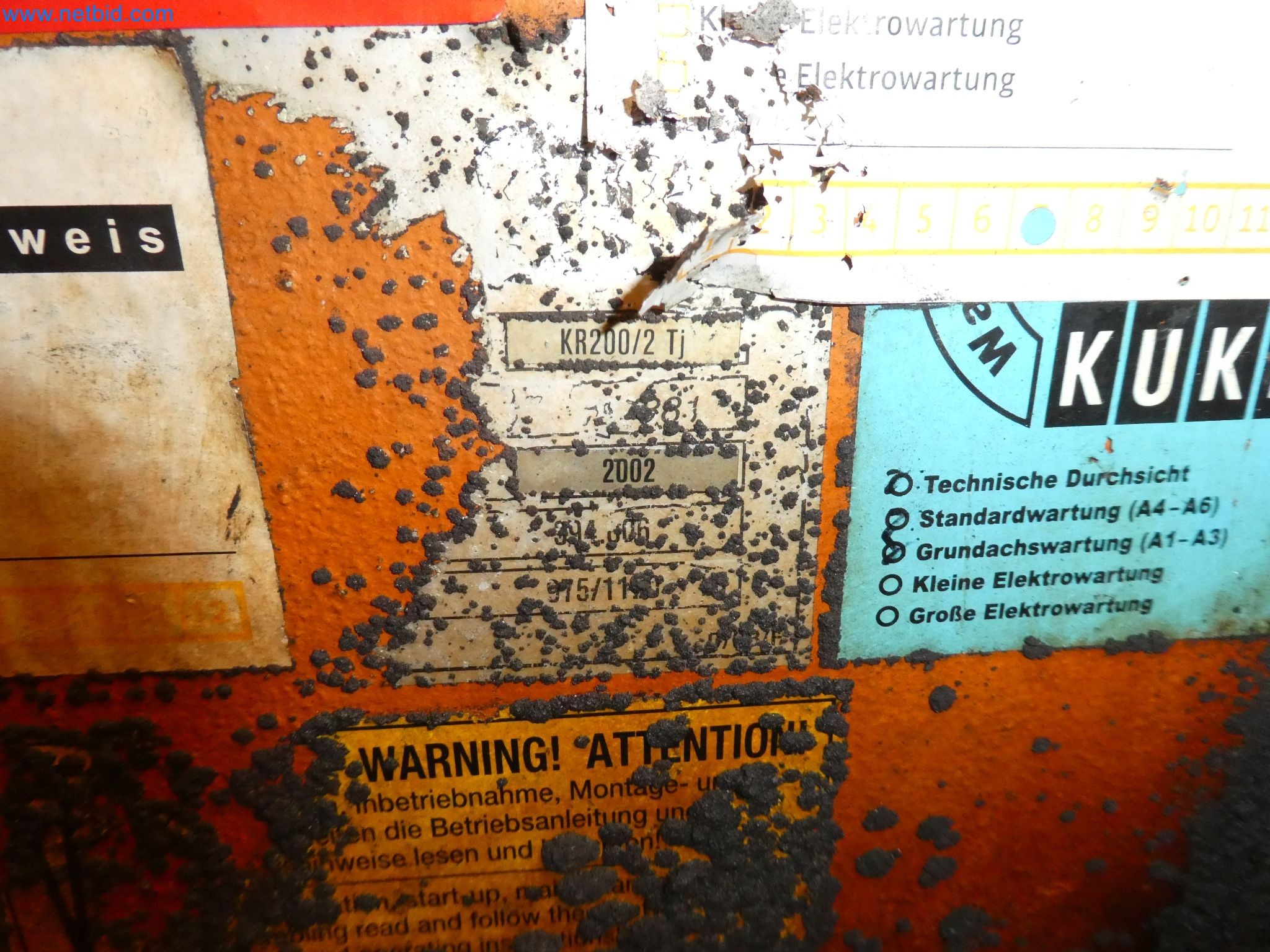 Robots, welding equipment and assembly accessories from the automotive industry-29