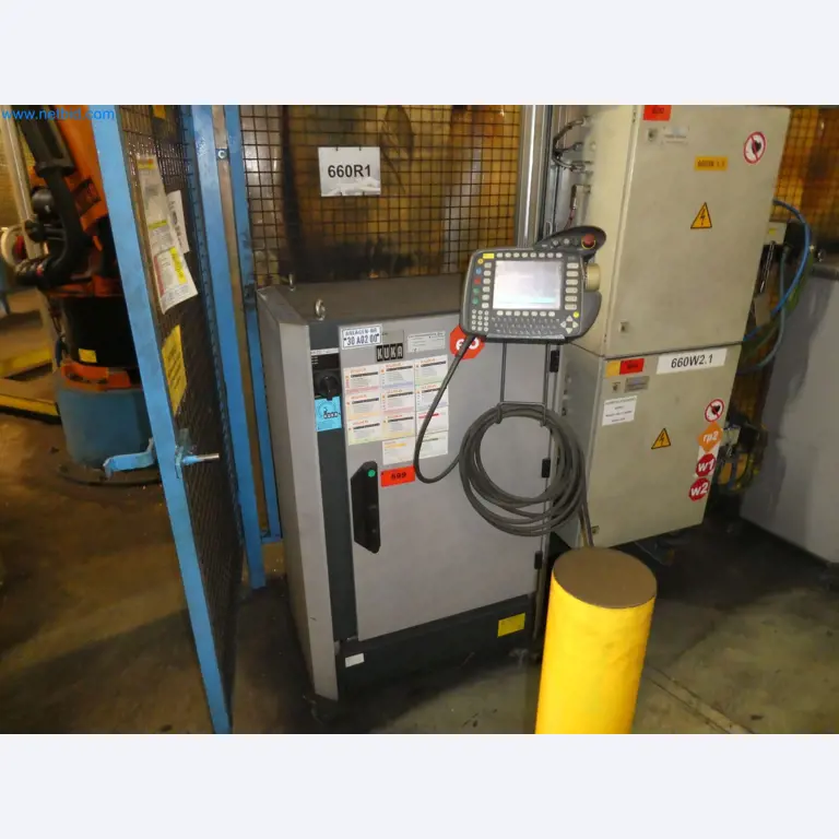 Robots, welding equipment and assembly accessories from the automotive industry-51