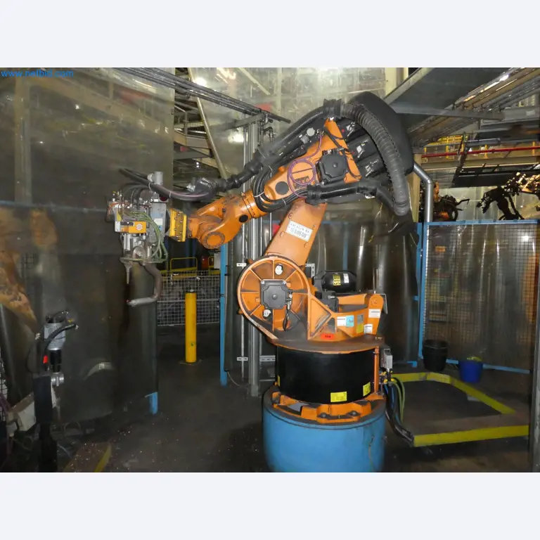 Robots, welding equipment and assembly accessories from the automotive industry-52