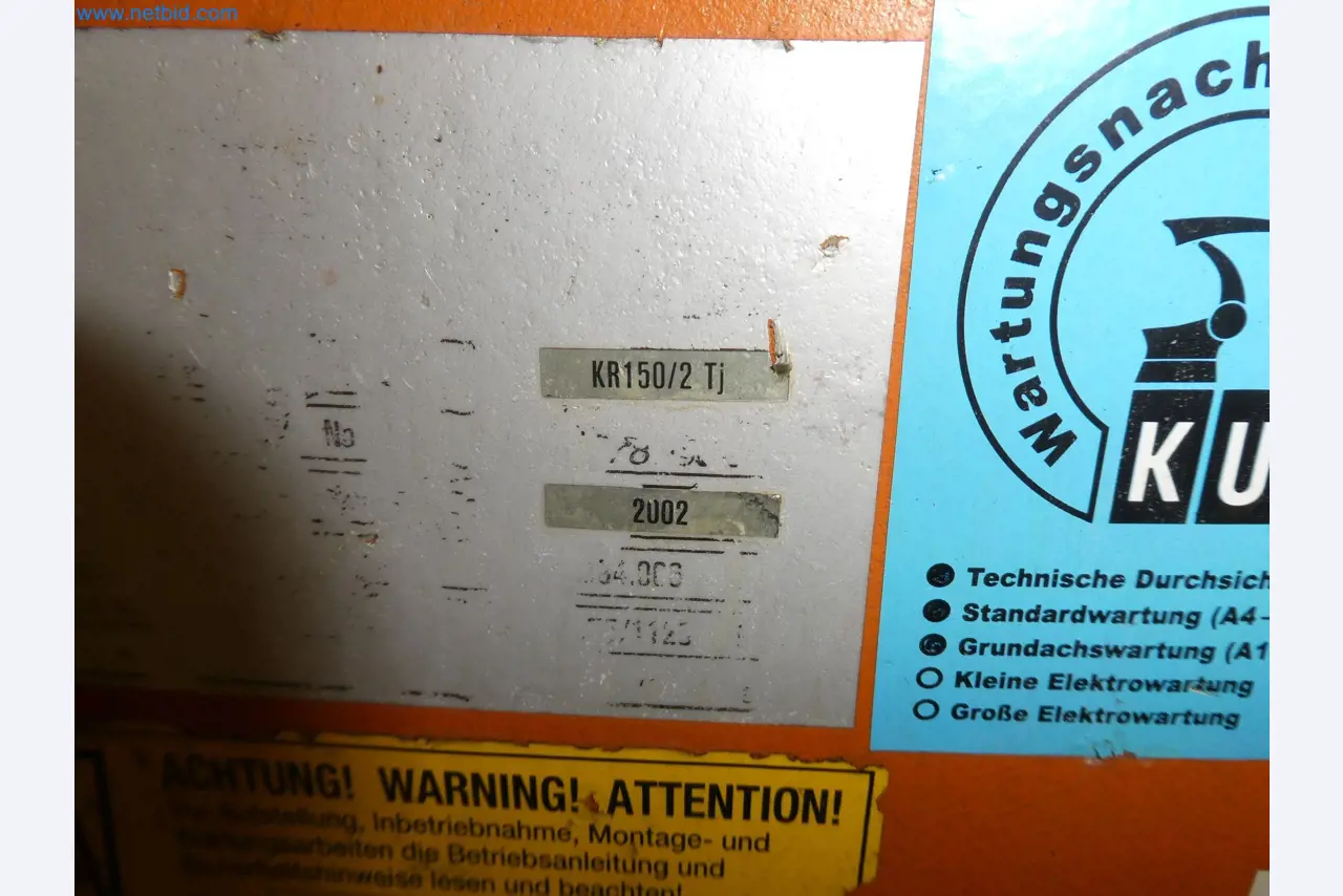 Robots, welding equipment and assembly accessories from the automotive industry-57