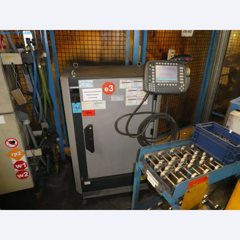 Robots, welding equipment and assembly accessories from the automotive industry-60