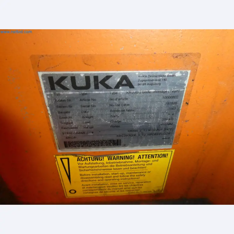 Robots, welding equipment and assembly accessories from the automotive industry-63