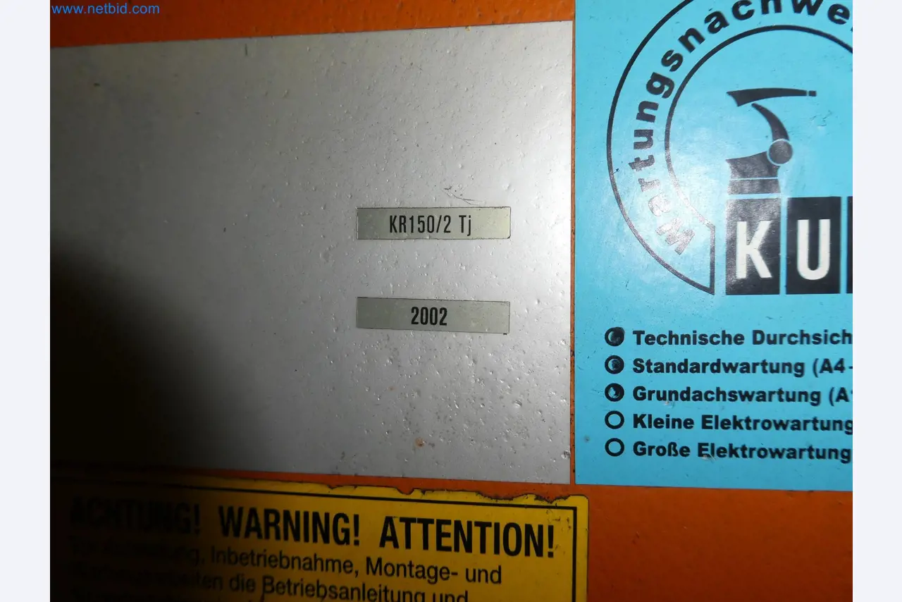 Robots, welding equipment and assembly accessories from the automotive industry-74