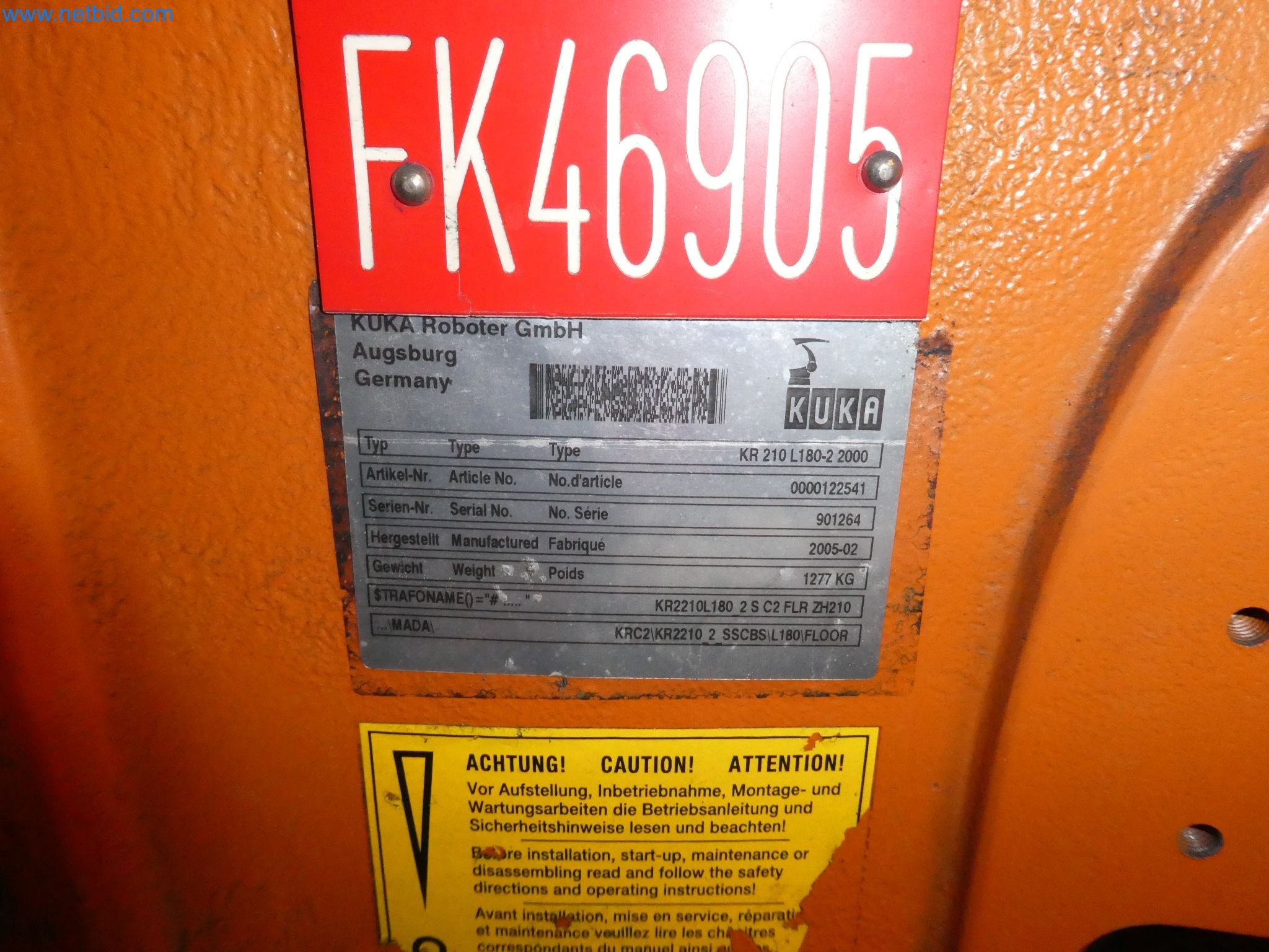 Robots, welding equipment and assembly accessories from the automotive industry-76