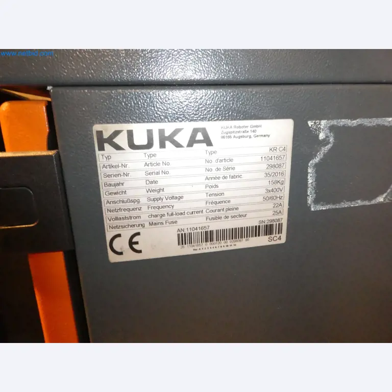 Robots, welding equipment and assembly accessories from the automotive industry-81