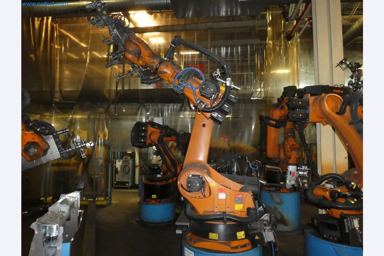 Robots, welding equipment and assembly accessories from the automotive industry-88