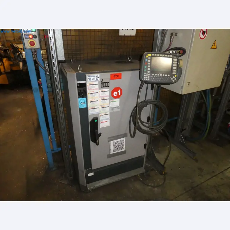 Robots, welding equipment and assembly accessories from the automotive industry-8