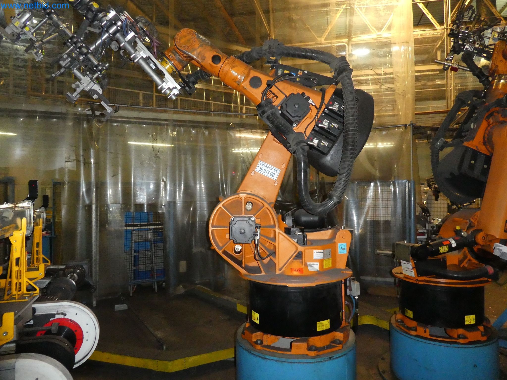 Robots, welding equipment and assembly accessories from the automotive industry-93