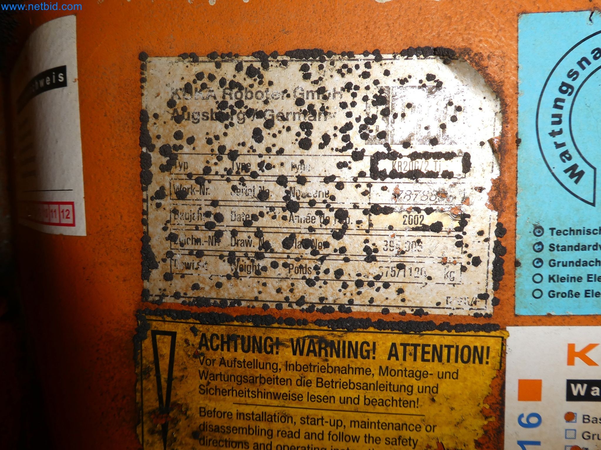 Robots, welding equipment and assembly accessories from the automotive industry-95