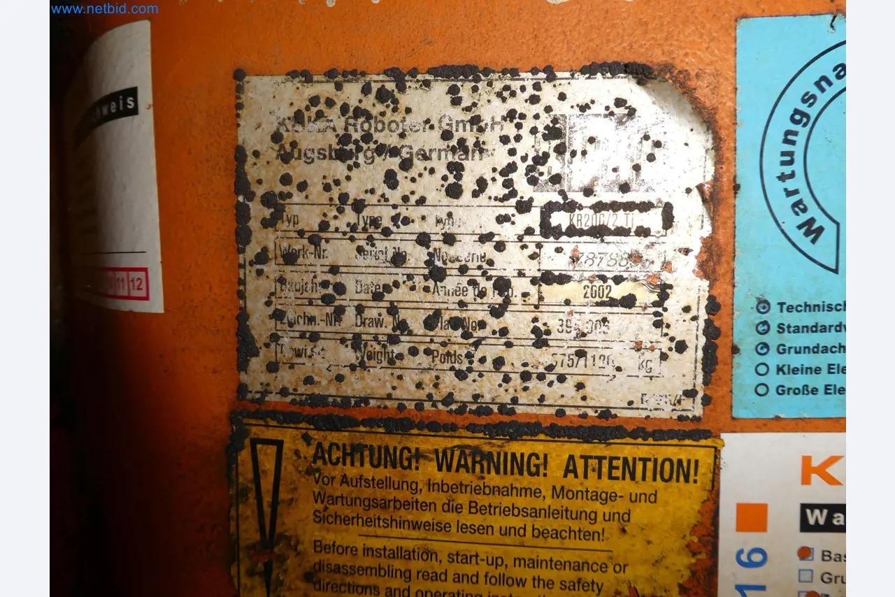 Robots, welding equipment and assembly accessories from the automotive industry-95