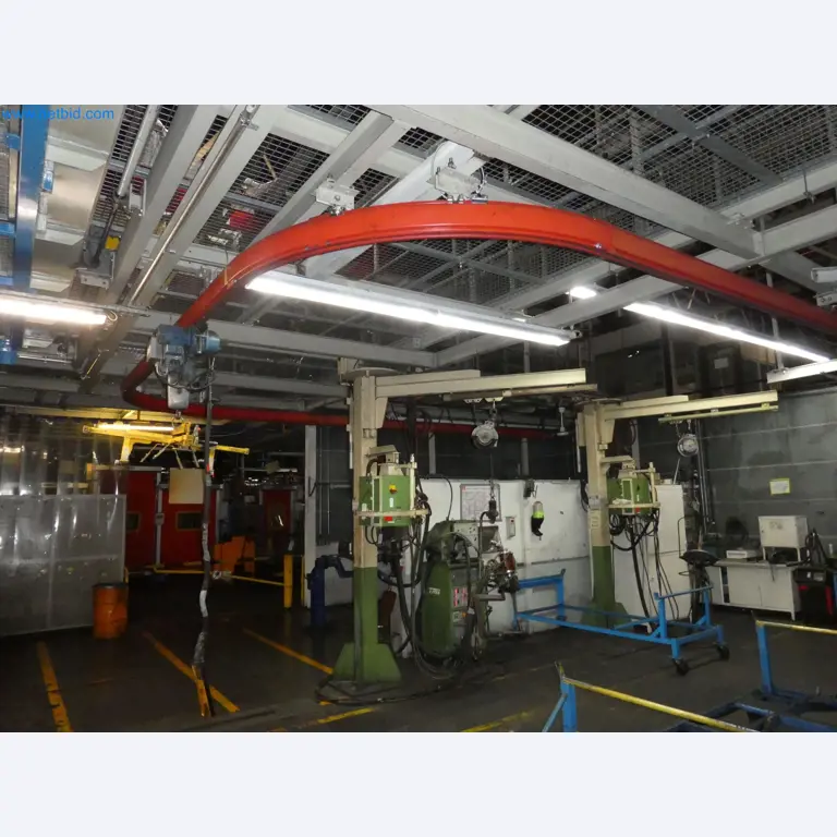 Robots, equipos de soldadura y accesorios de montaje de la industria del automóvil-3