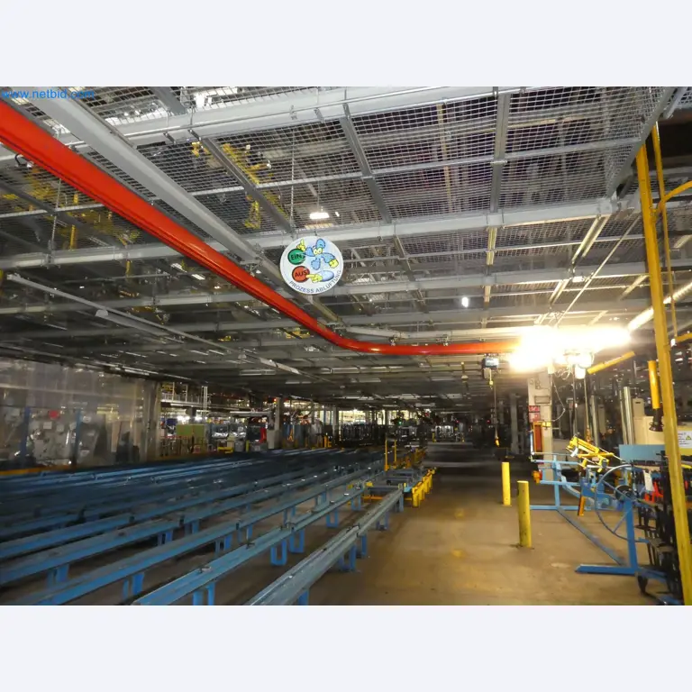 Robots, equipos de soldadura y accesorios de montaje de la industria del automóvil-7