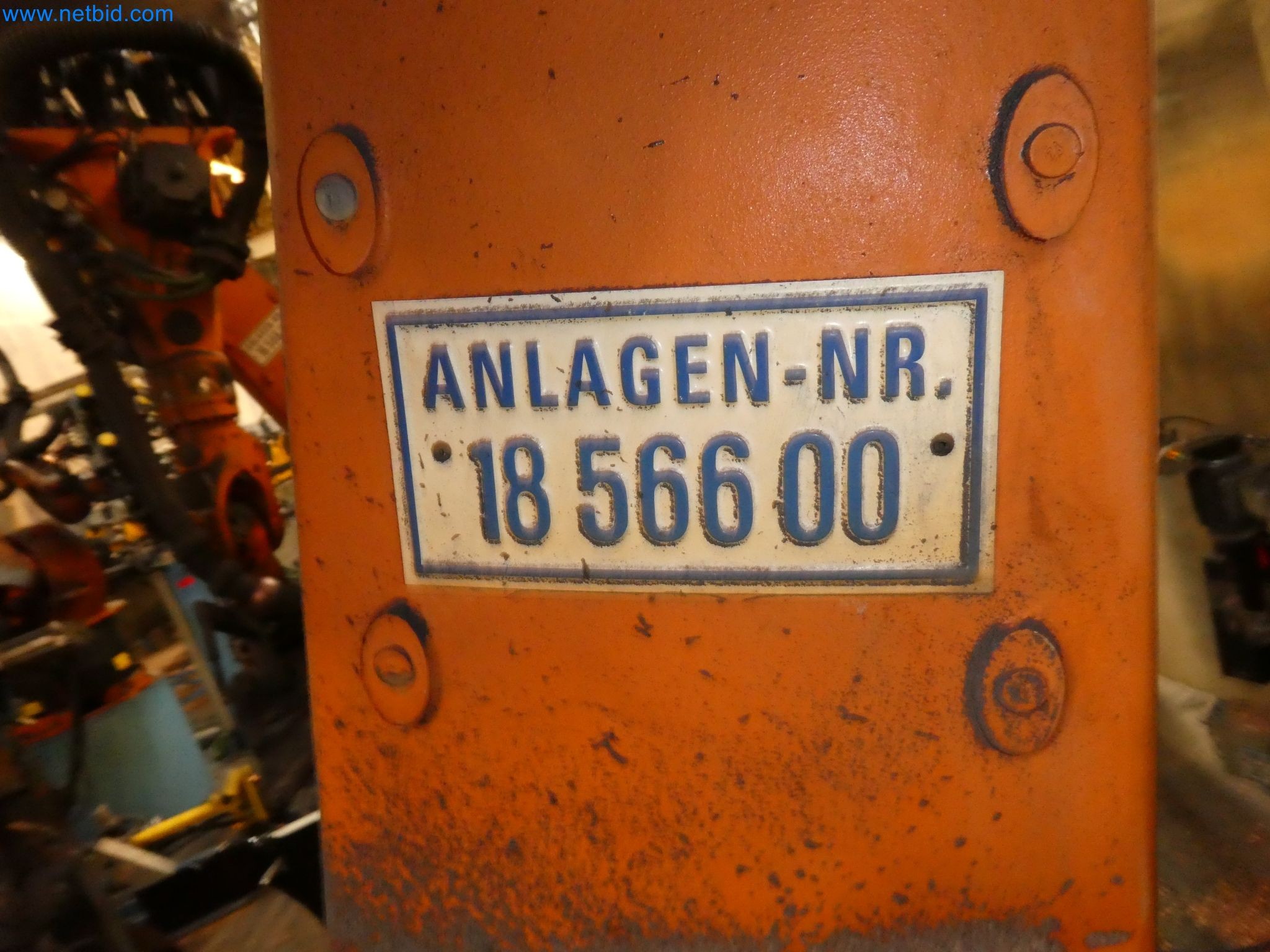 Robots, welding equipment and assembly accessories from the automotive industry-103