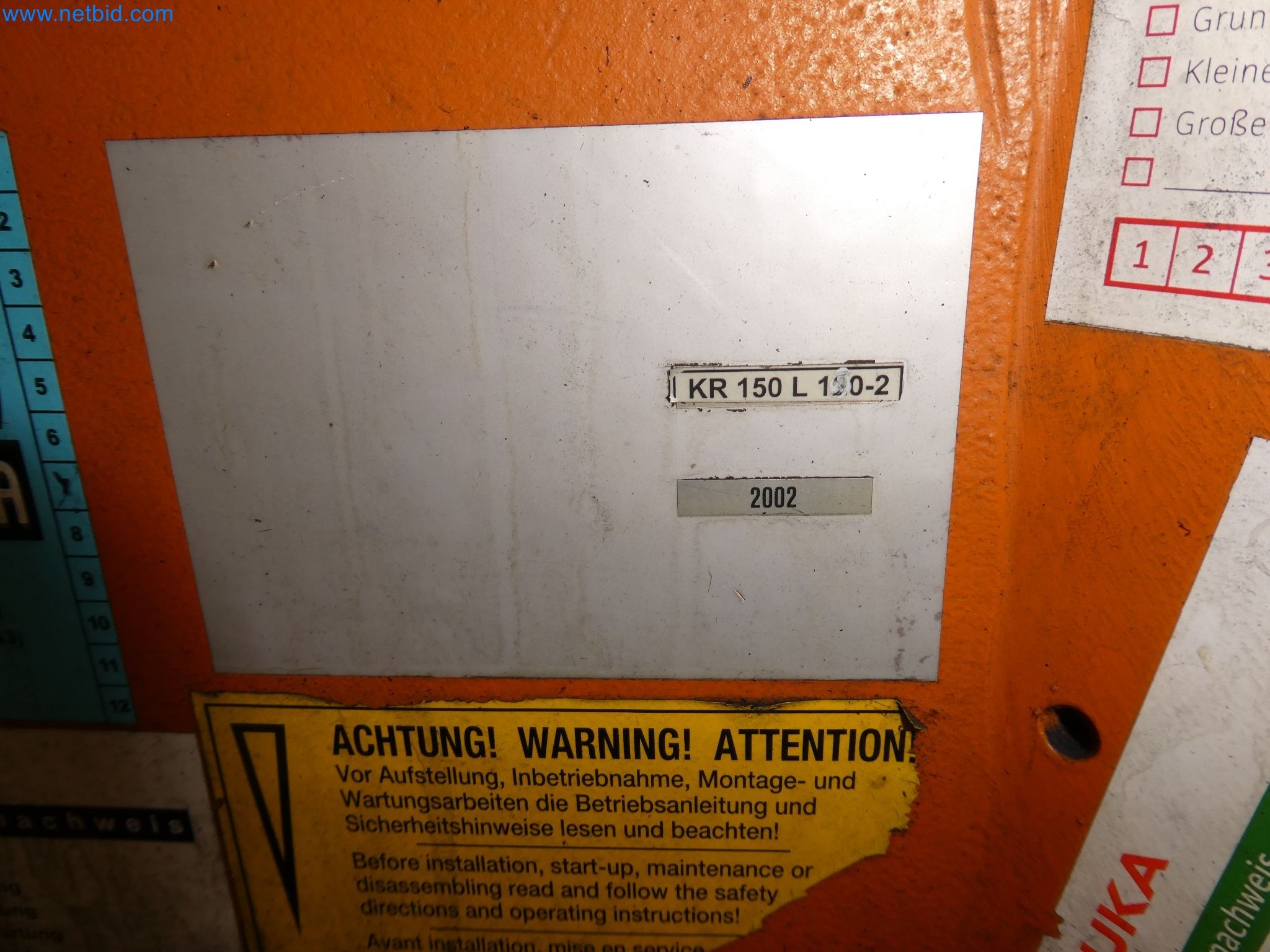 Robots, welding equipment and assembly accessories from the automotive industry-105