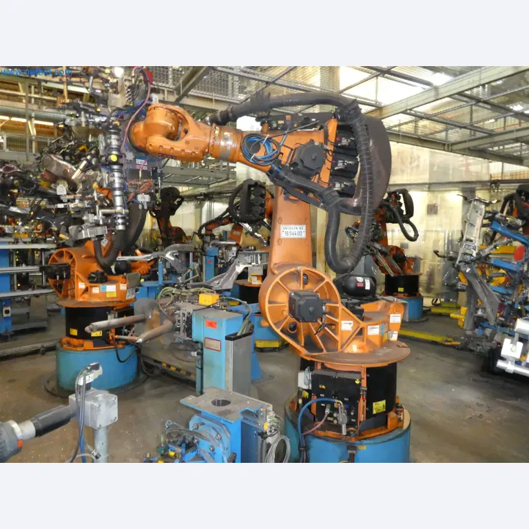 Robots, welding equipment and assembly accessories from the automotive industry-116