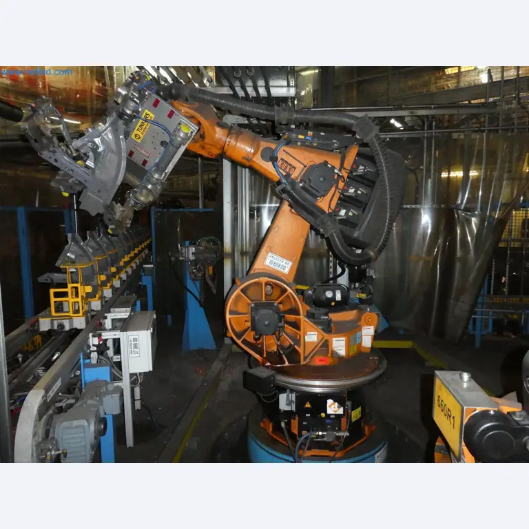 Robots, welding equipment and assembly accessories from the automotive industry-127