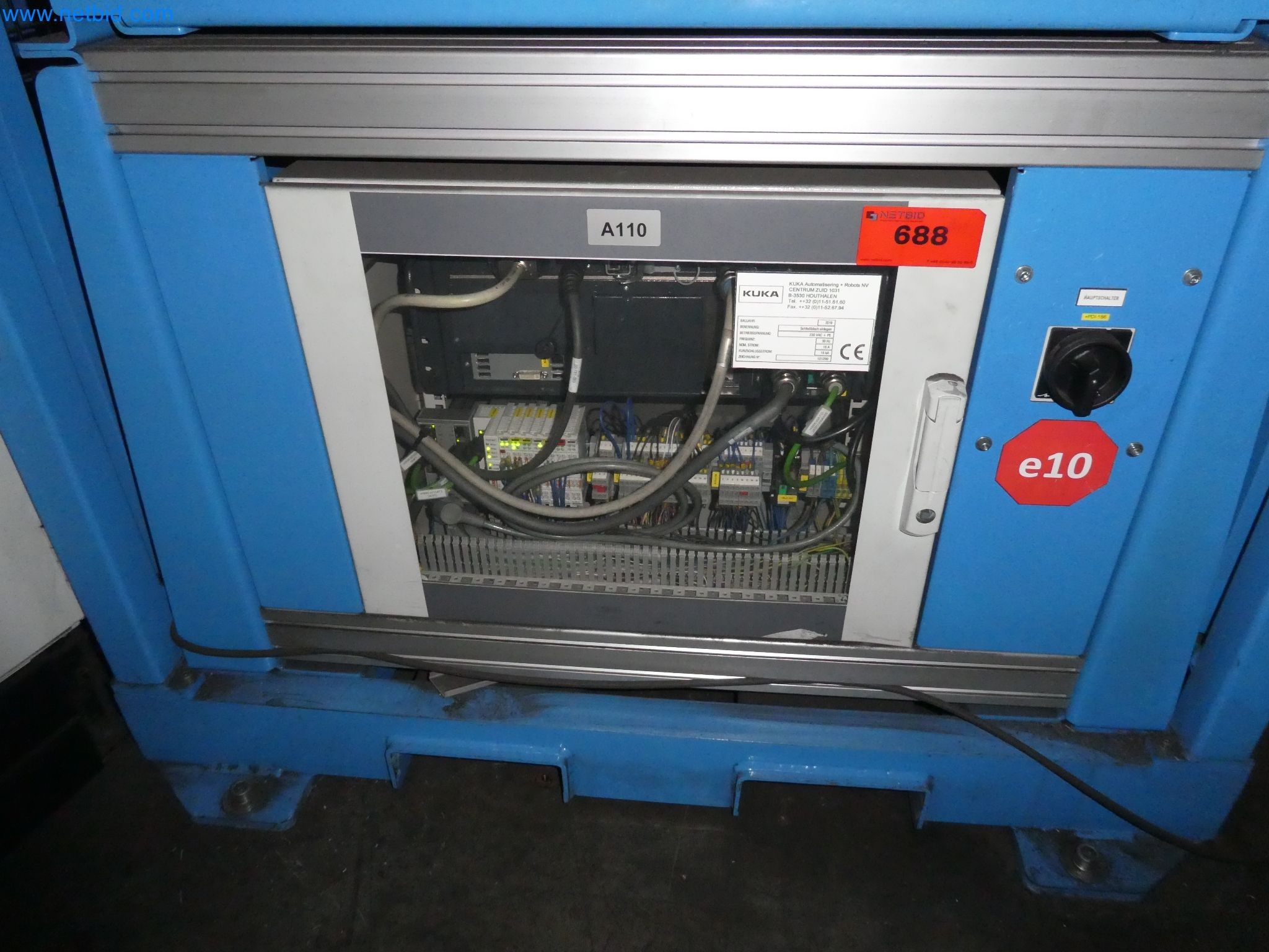 Robots, welding equipment and assembly accessories from the automotive industry-130