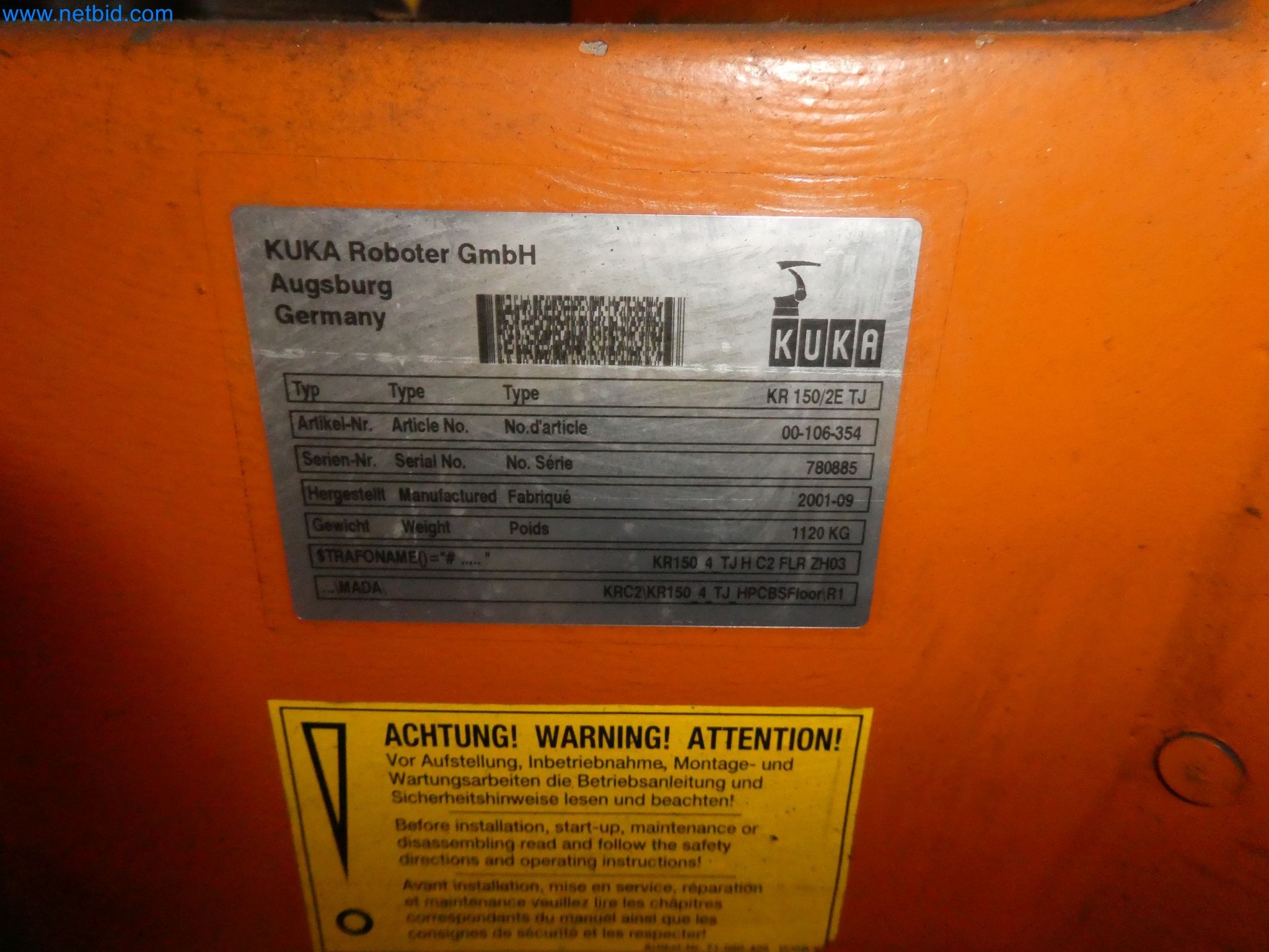 Robots, welding equipment and assembly accessories from the automotive industry-133