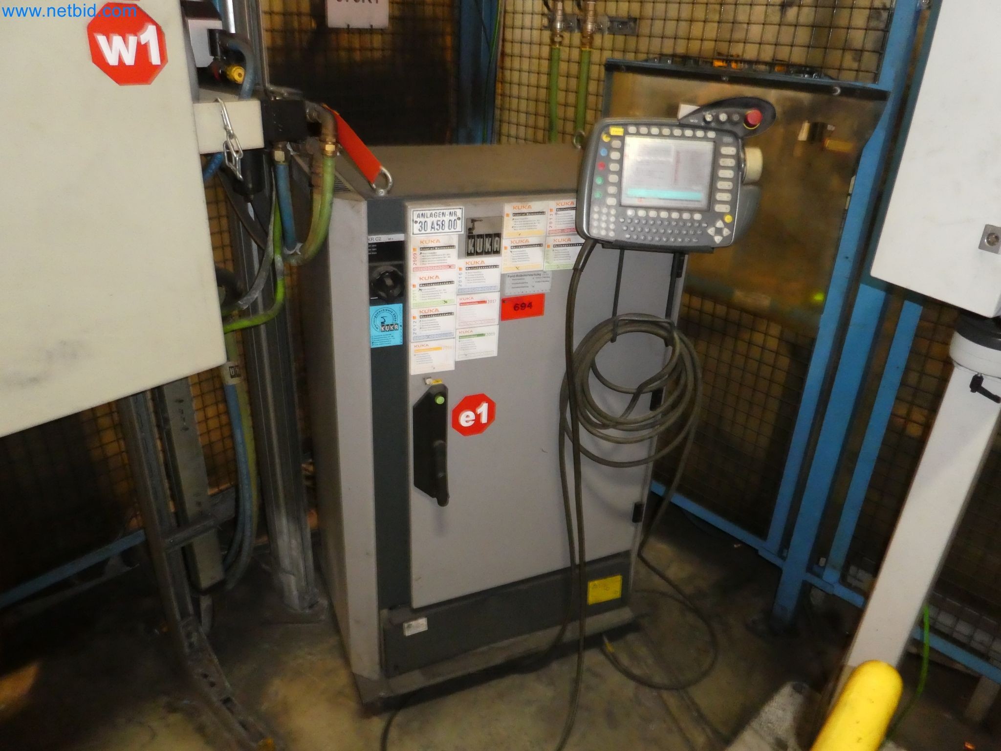 Robots, welding equipment and assembly accessories from the automotive industry-13