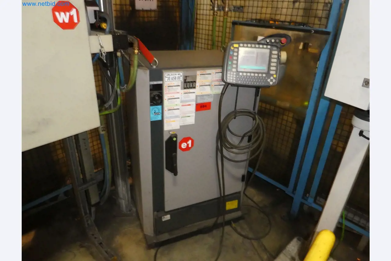 Robots, welding equipment and assembly accessories from the automotive industry-13