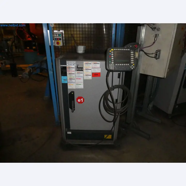 Robots, welding equipment and assembly accessories from the automotive industry-21