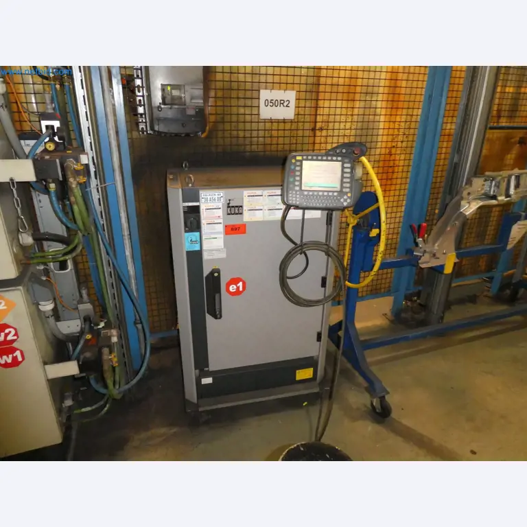 Robots, welding equipment and assembly accessories from the automotive industry-23