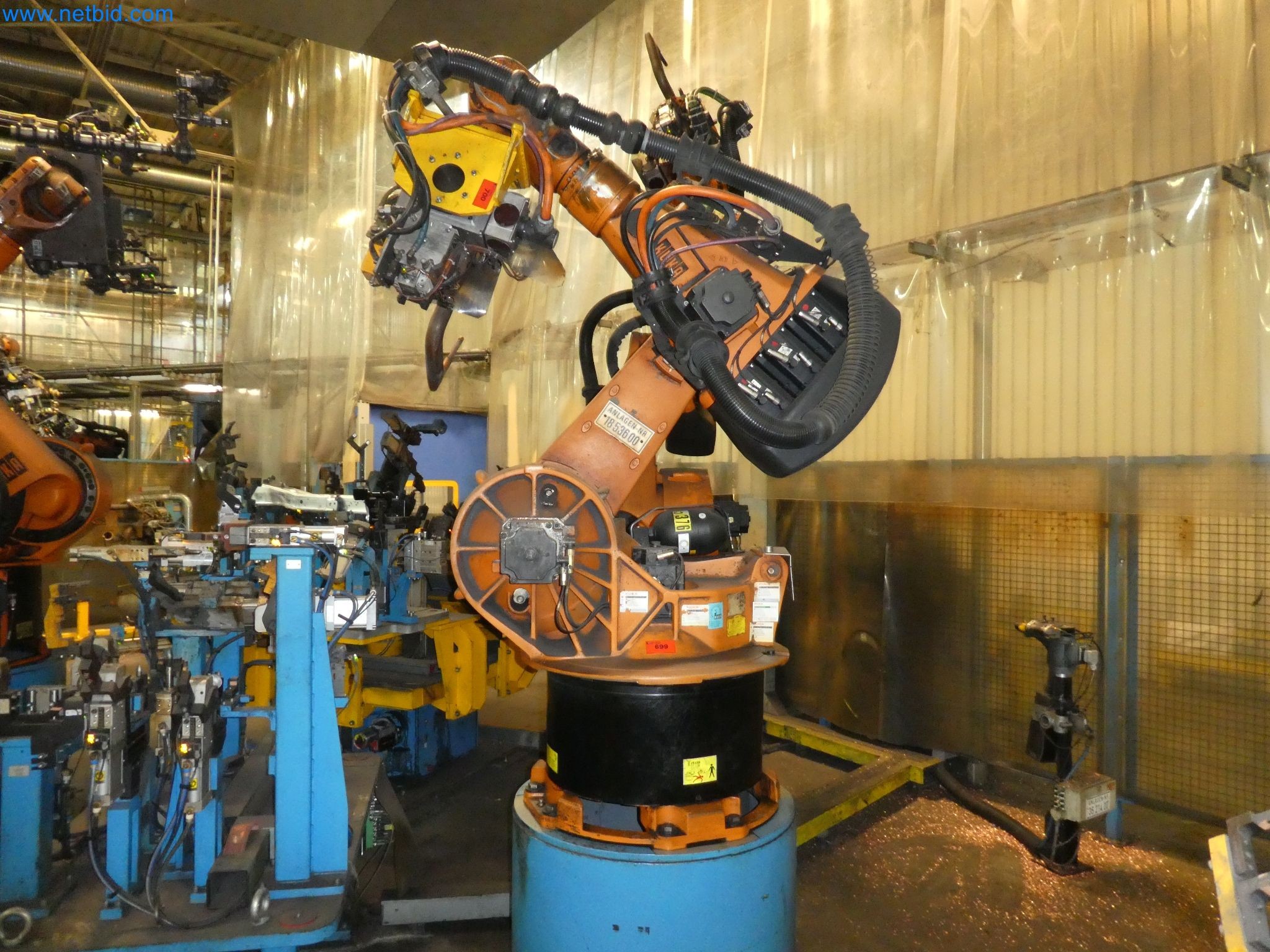 Robots, welding equipment and assembly accessories from the automotive industry-26