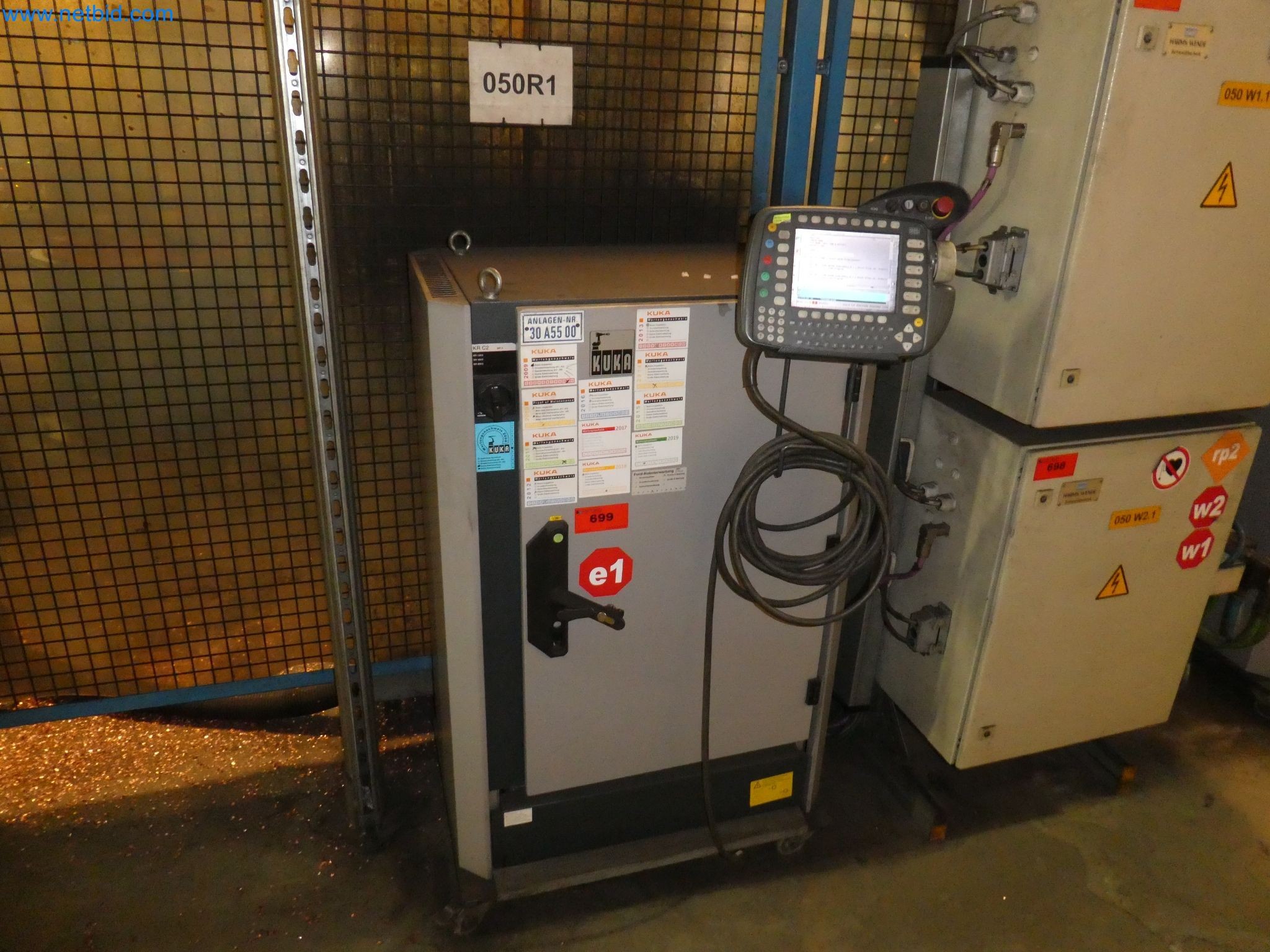 Robots, welding equipment and assembly accessories from the automotive industry-29