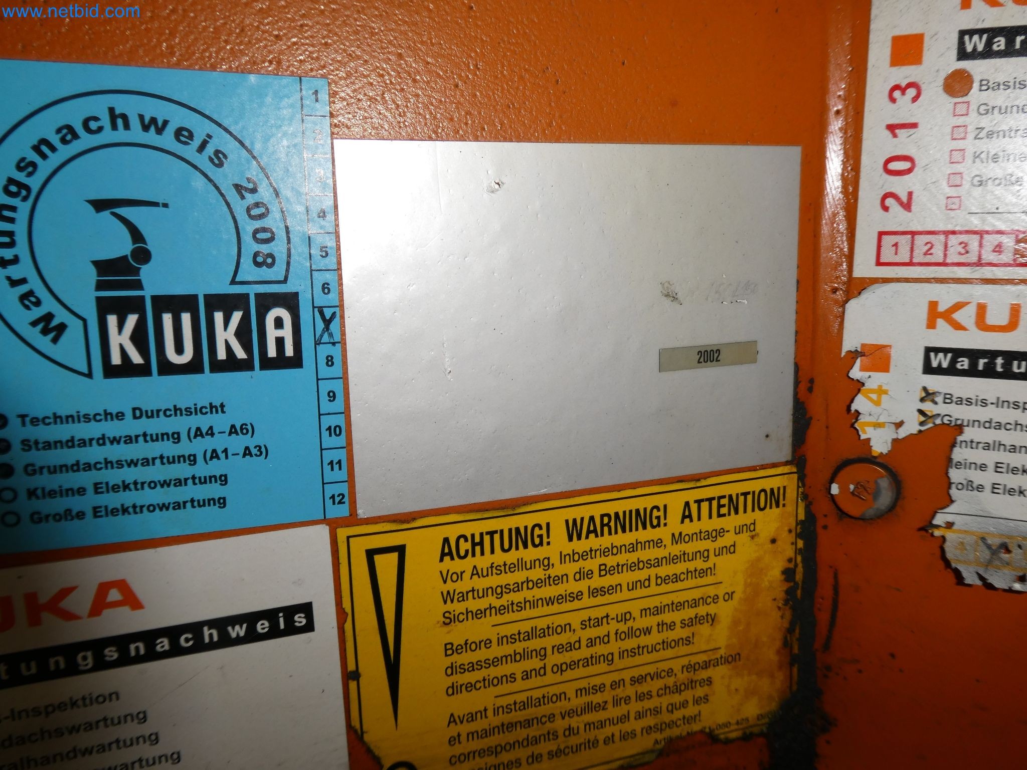 Robots, welding equipment and assembly accessories from the automotive industry-3