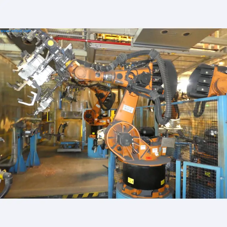 Robots, welding equipment and assembly accessories from the automotive industry-46