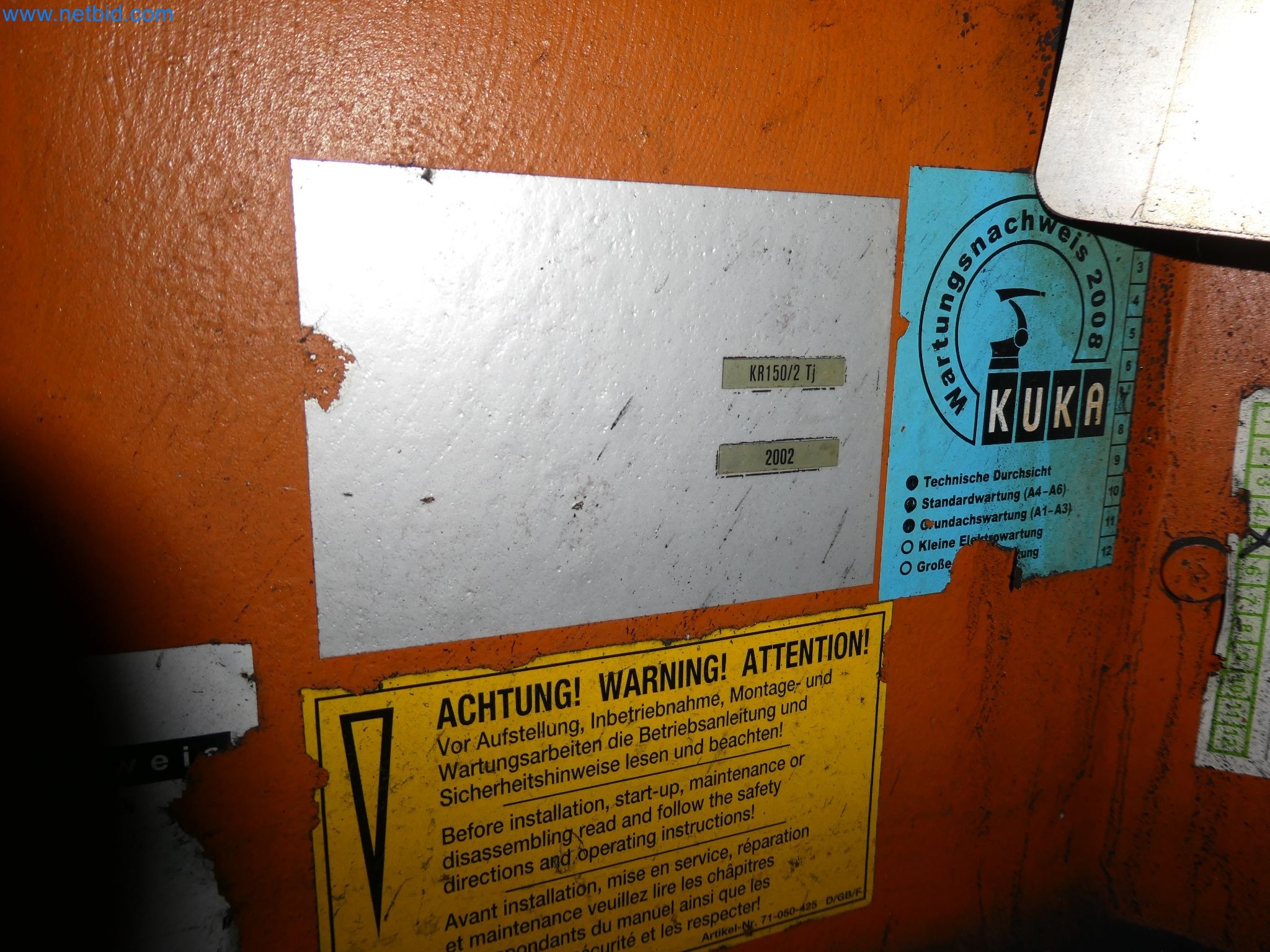 Robots, welding equipment and assembly accessories from the automotive industry-48