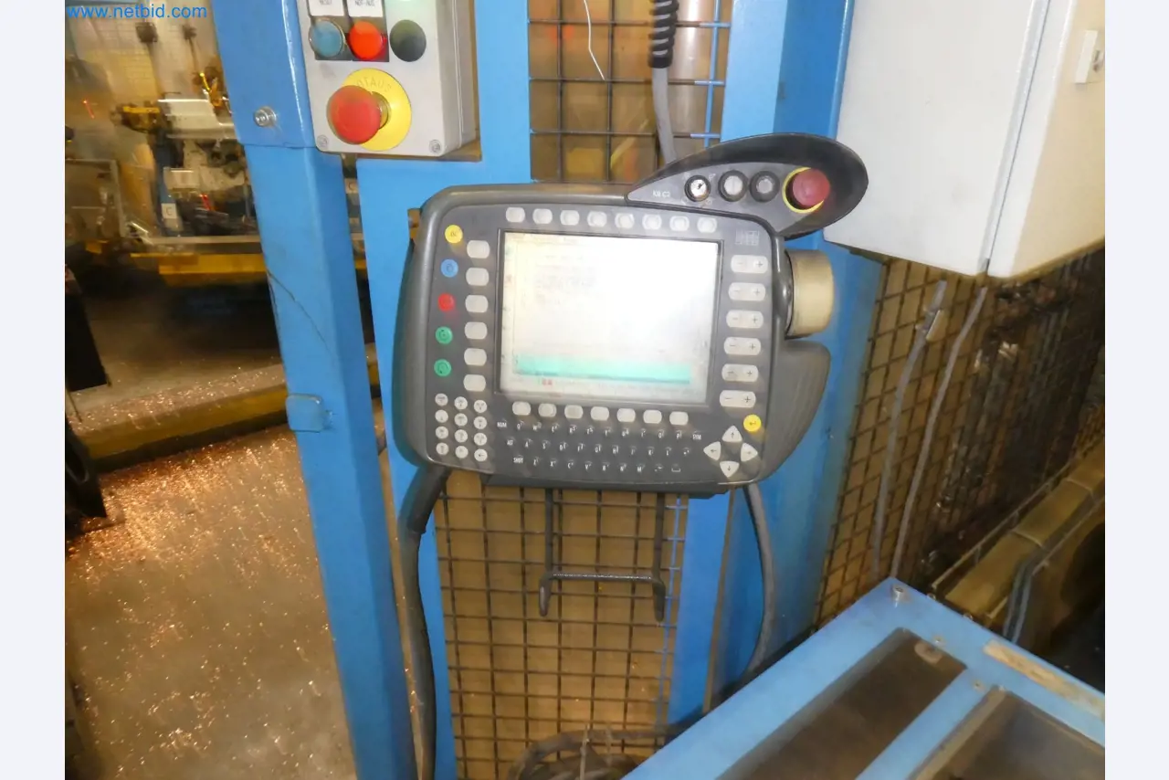 Robots, welding equipment and assembly accessories from the automotive industry-55