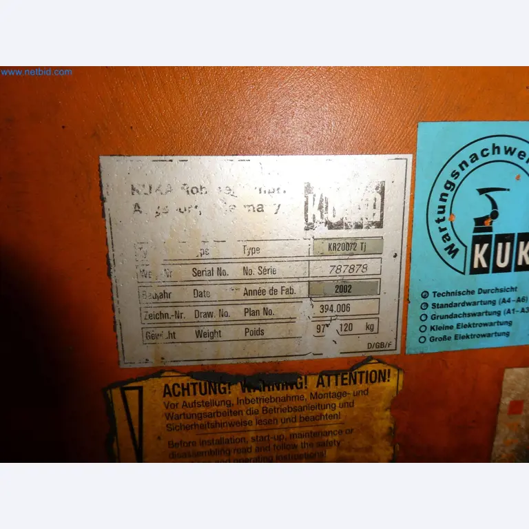 Robots, welding equipment and assembly accessories from the automotive industry-57