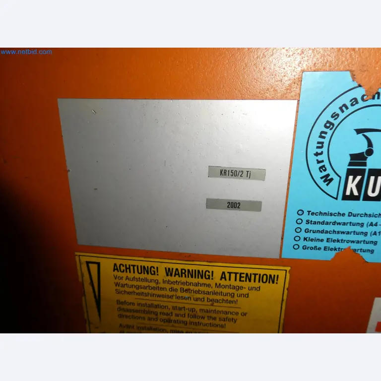 Robots, welding equipment and assembly accessories from the automotive industry-65