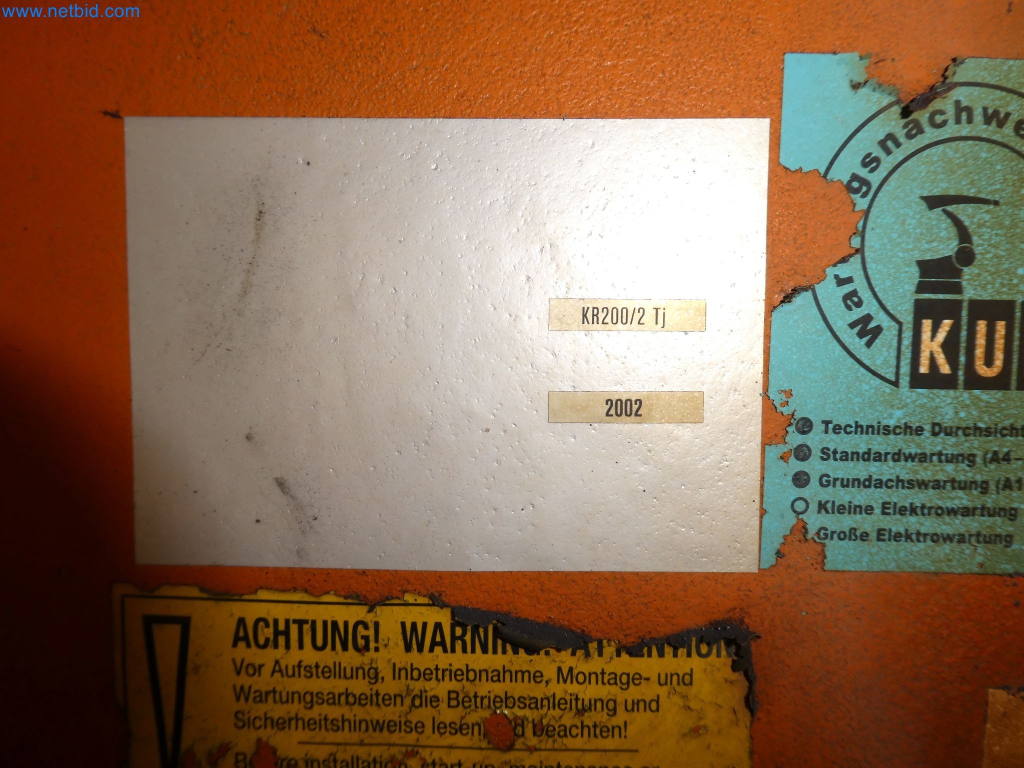 Robots, welding equipment and assembly accessories from the automotive industry-69