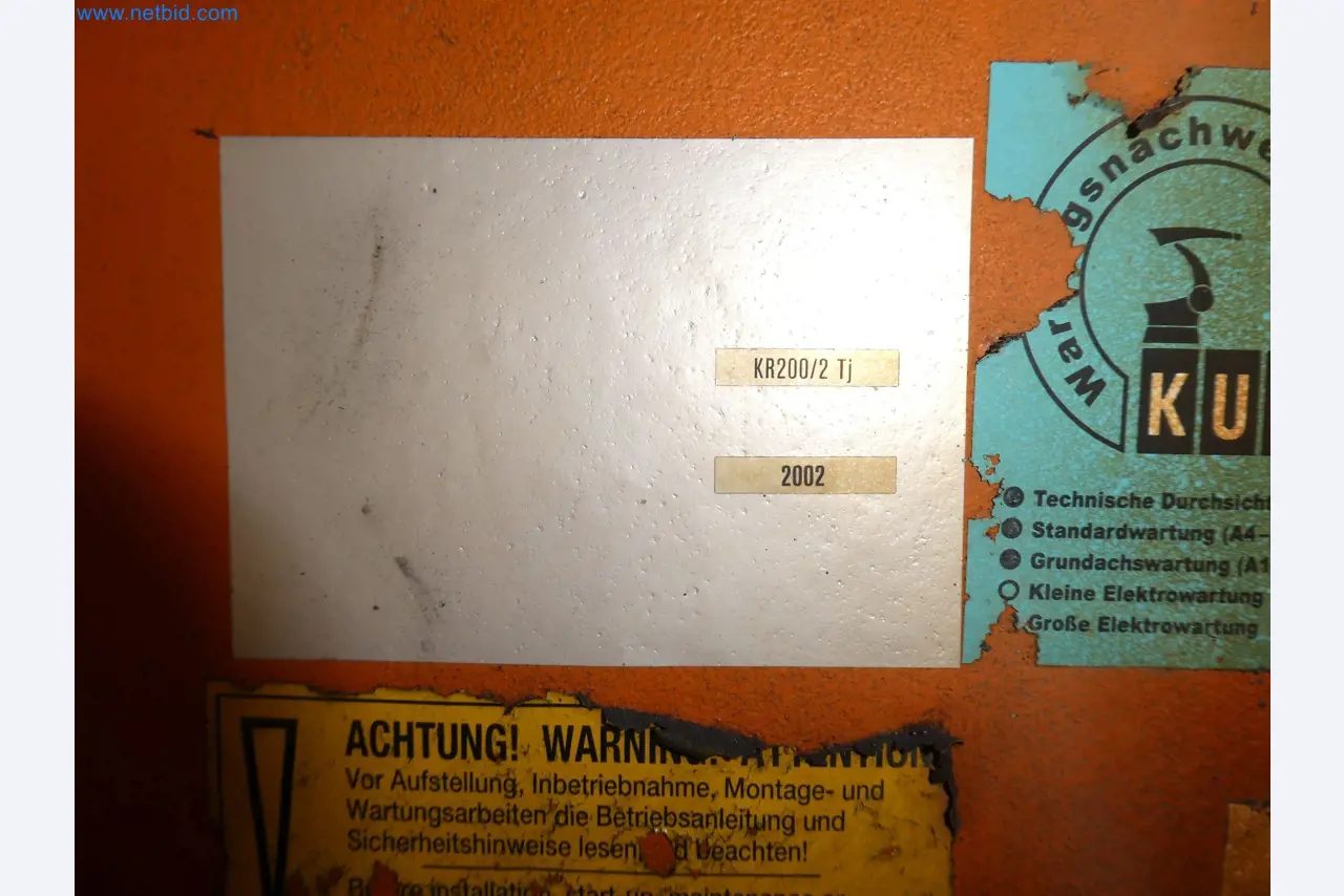 Robots, welding equipment and assembly accessories from the automotive industry-69