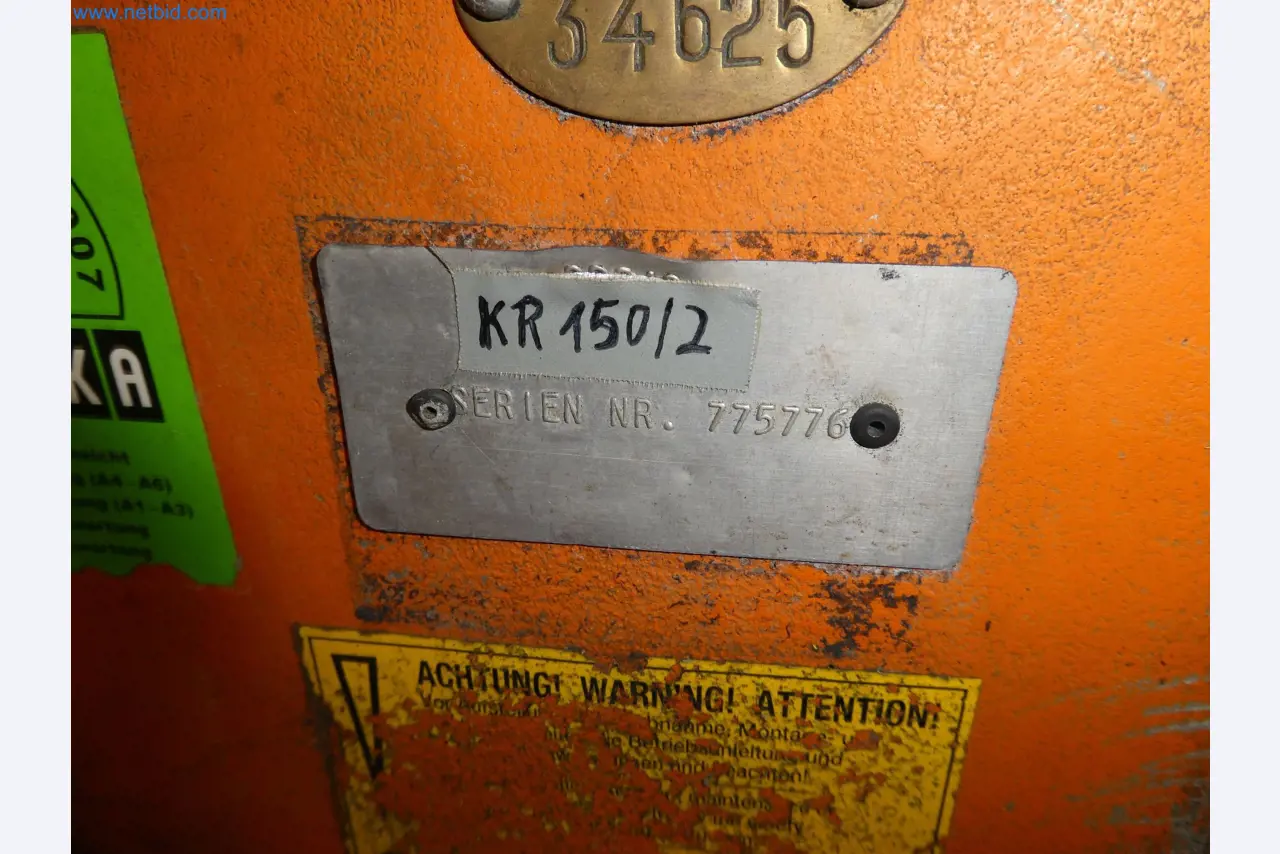 Robots, welding equipment and assembly accessories from the automotive industry-81