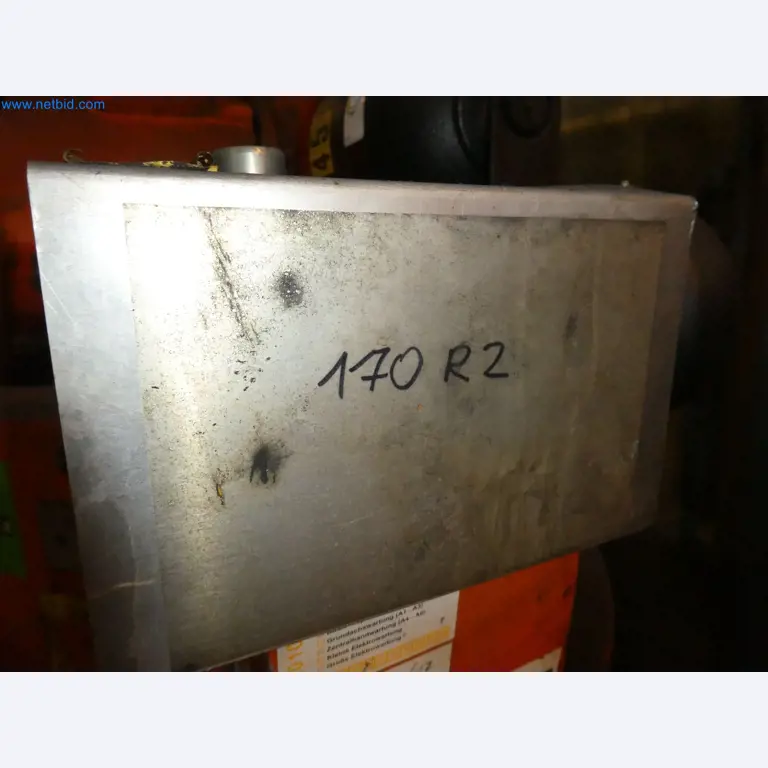 Robots, welding equipment and assembly accessories from the automotive industry-82