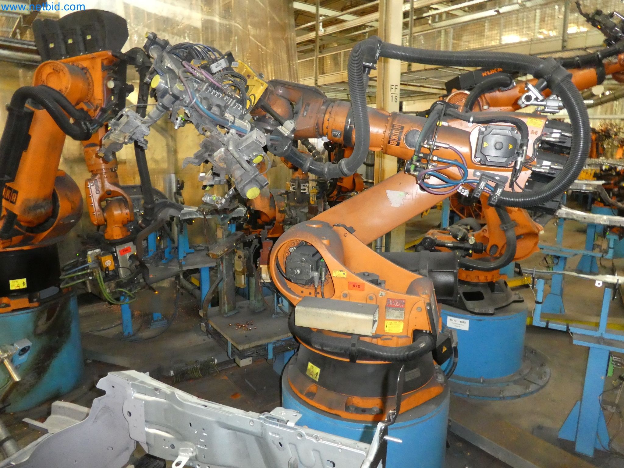 Robots, welding equipment and assembly accessories from the automotive industry-87