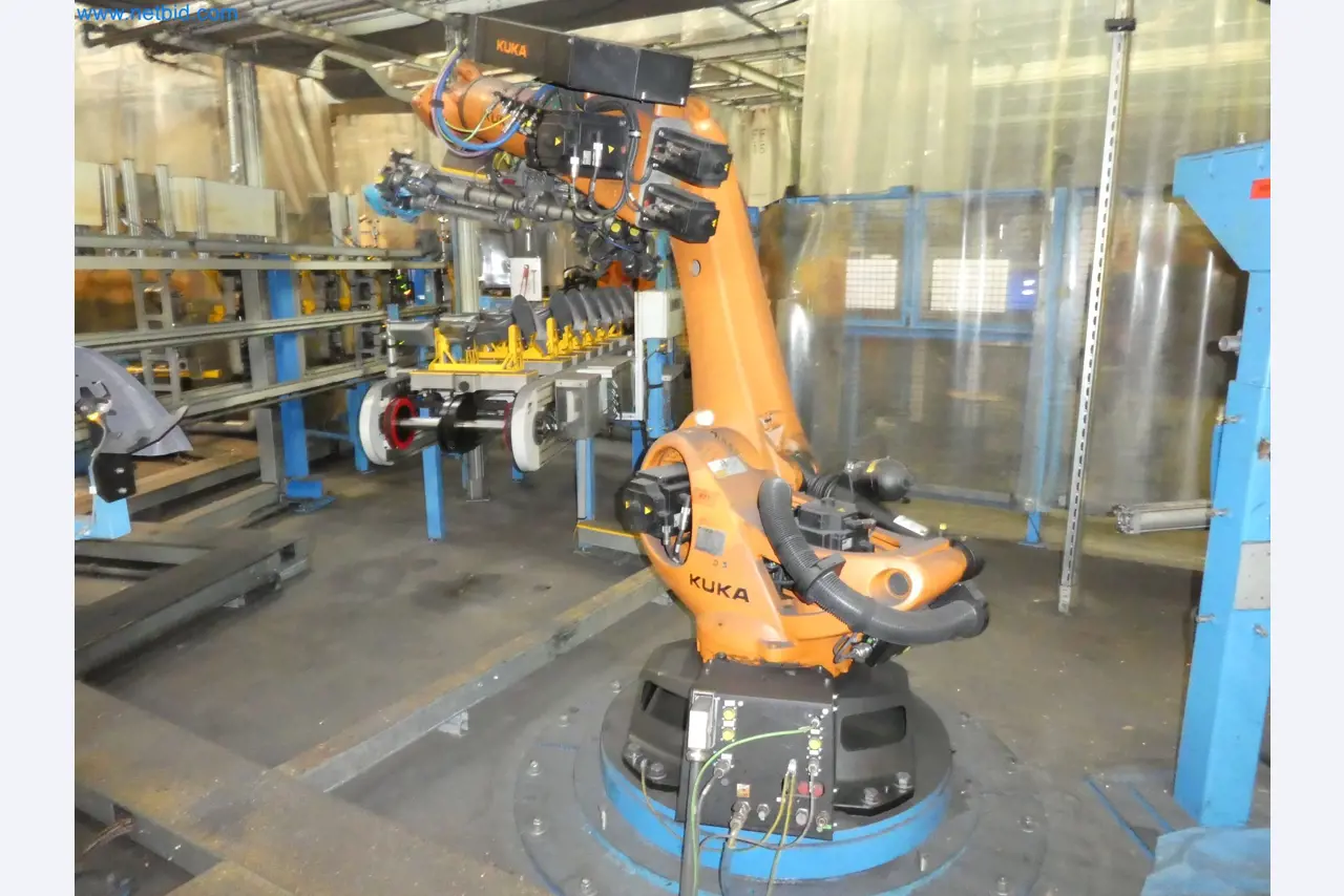 Robots, welding equipment and assembly accessories from the automotive industry-91