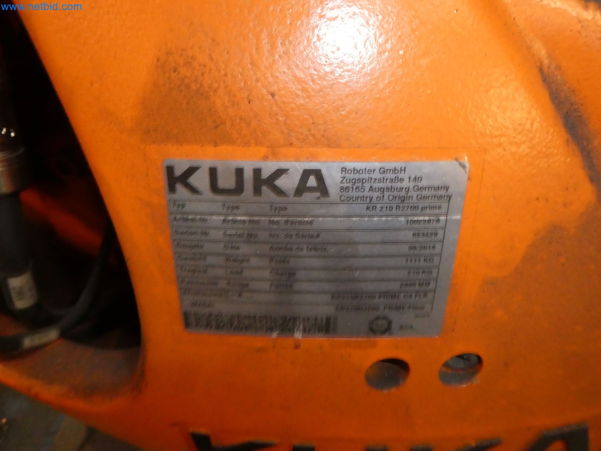 Robots, welding equipment and assembly accessories from the automotive industry-93