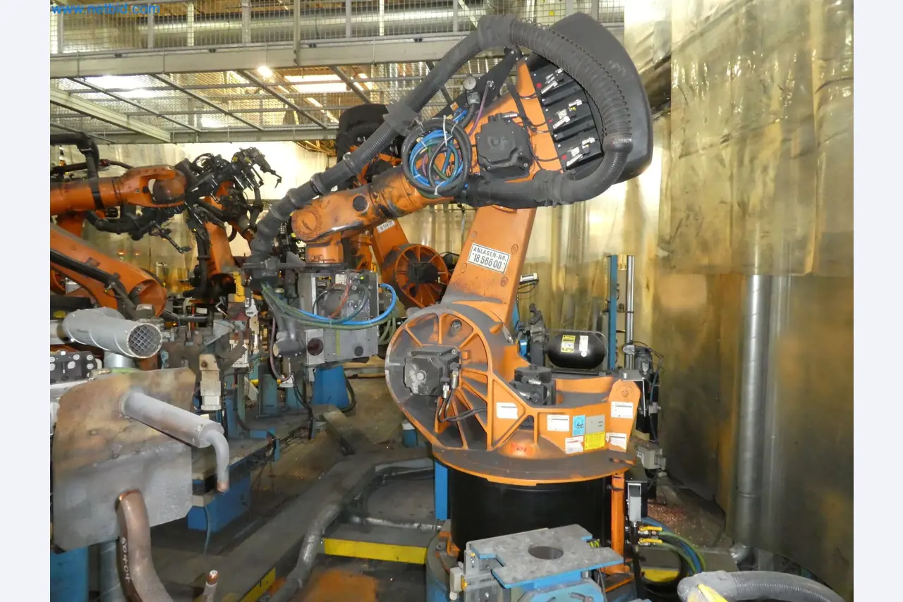 Robots, welding equipment and assembly accessories from the automotive industry-97