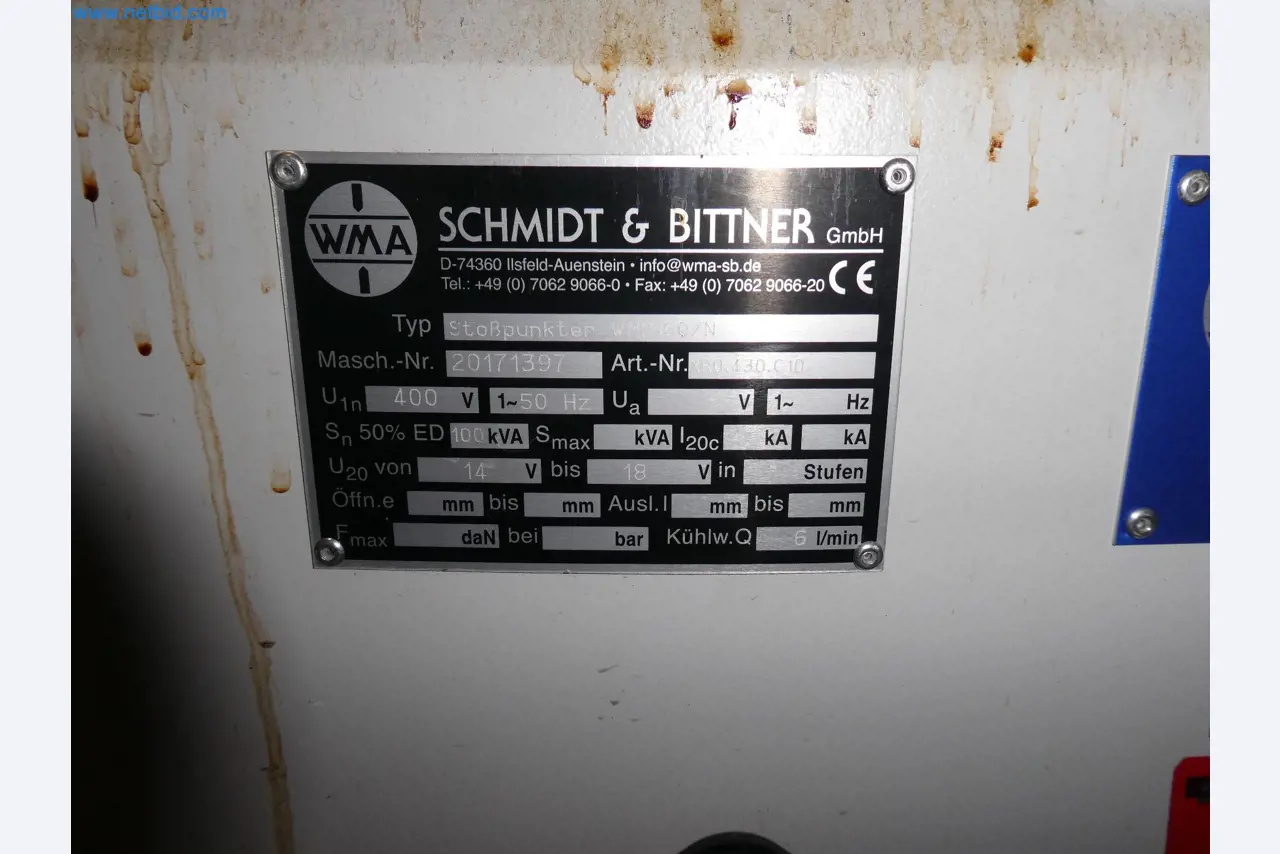 Roboti, varilna oprema in pripomočki za montažo iz avtomobilske industrije-3