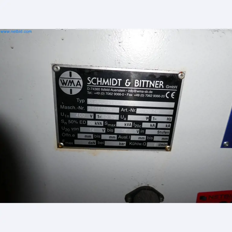 Roboti, varilna oprema in pripomočki za montažo iz avtomobilske industrije-3